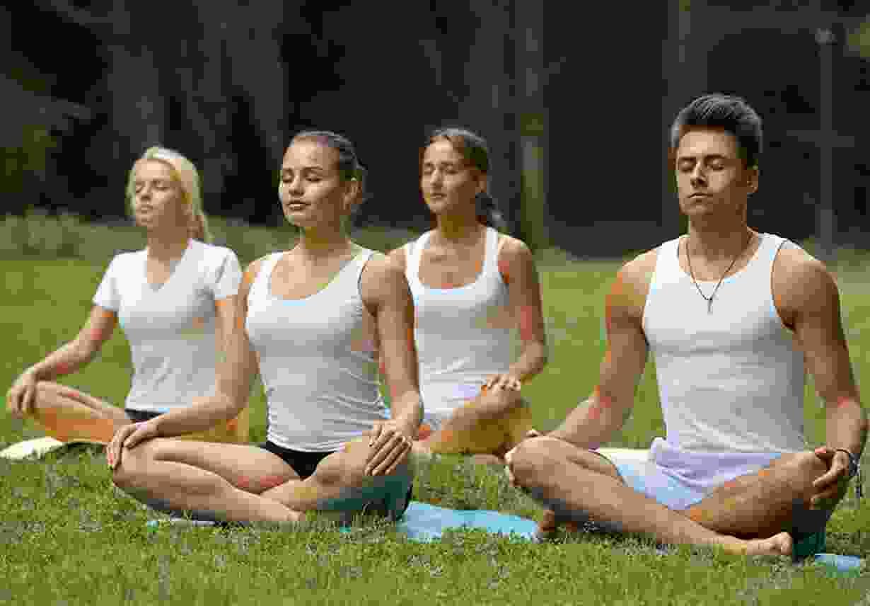 img-people-yoga-session img-people-yoga-session